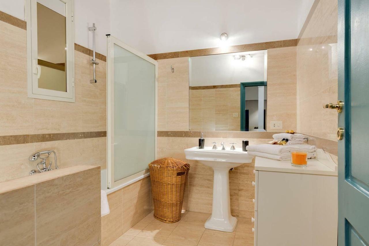 Domus Florea Рим Экстерьер фото